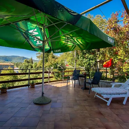 Lovely In With Kitchen Holiday home